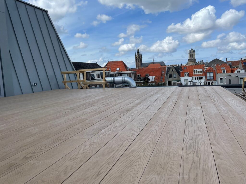 Dakterras uitgevoerd met Millboard