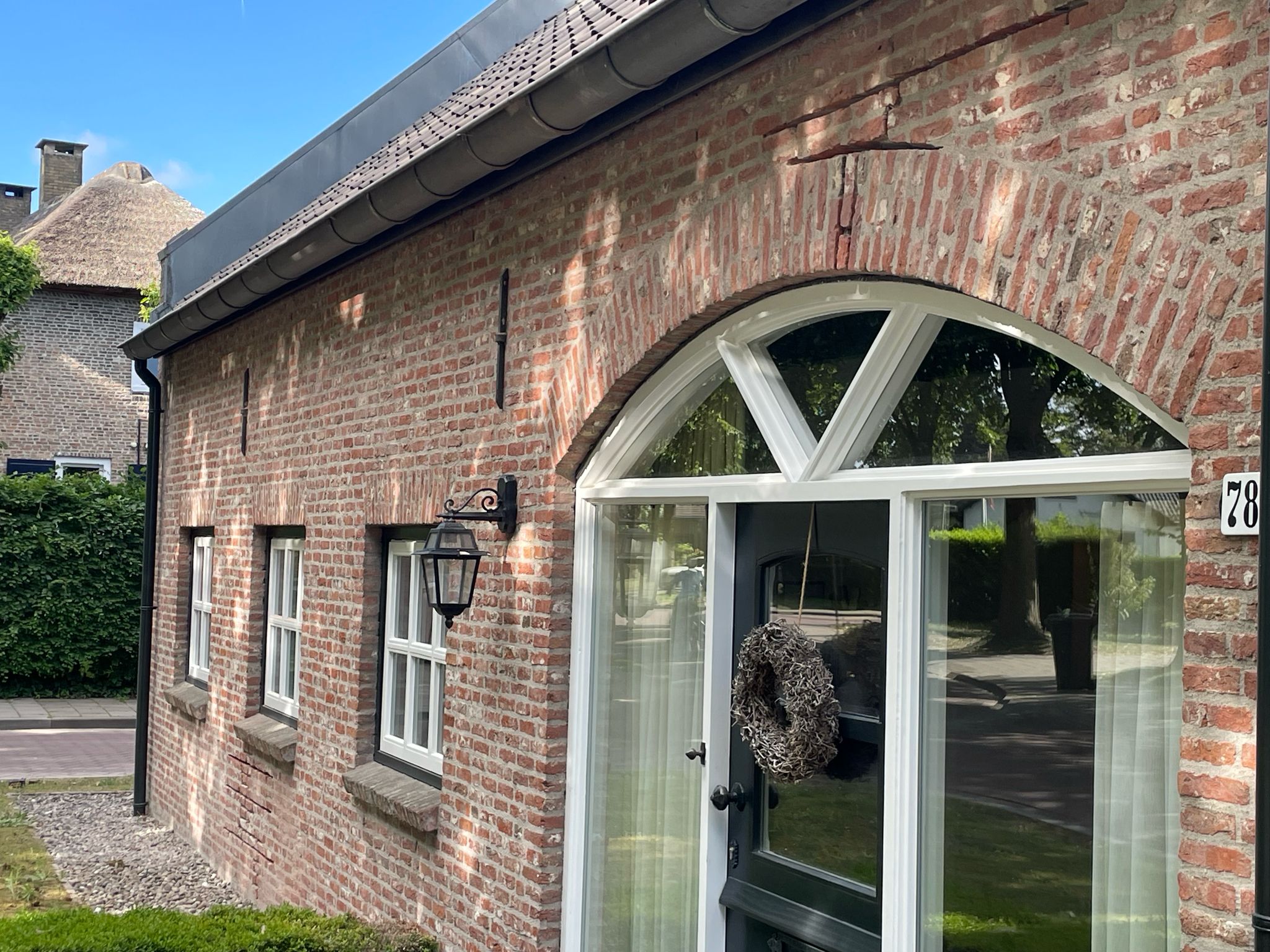 Scheurherstel en steenreparatie langgevelboerderij (Etten-Leur) * — afbeelding 4