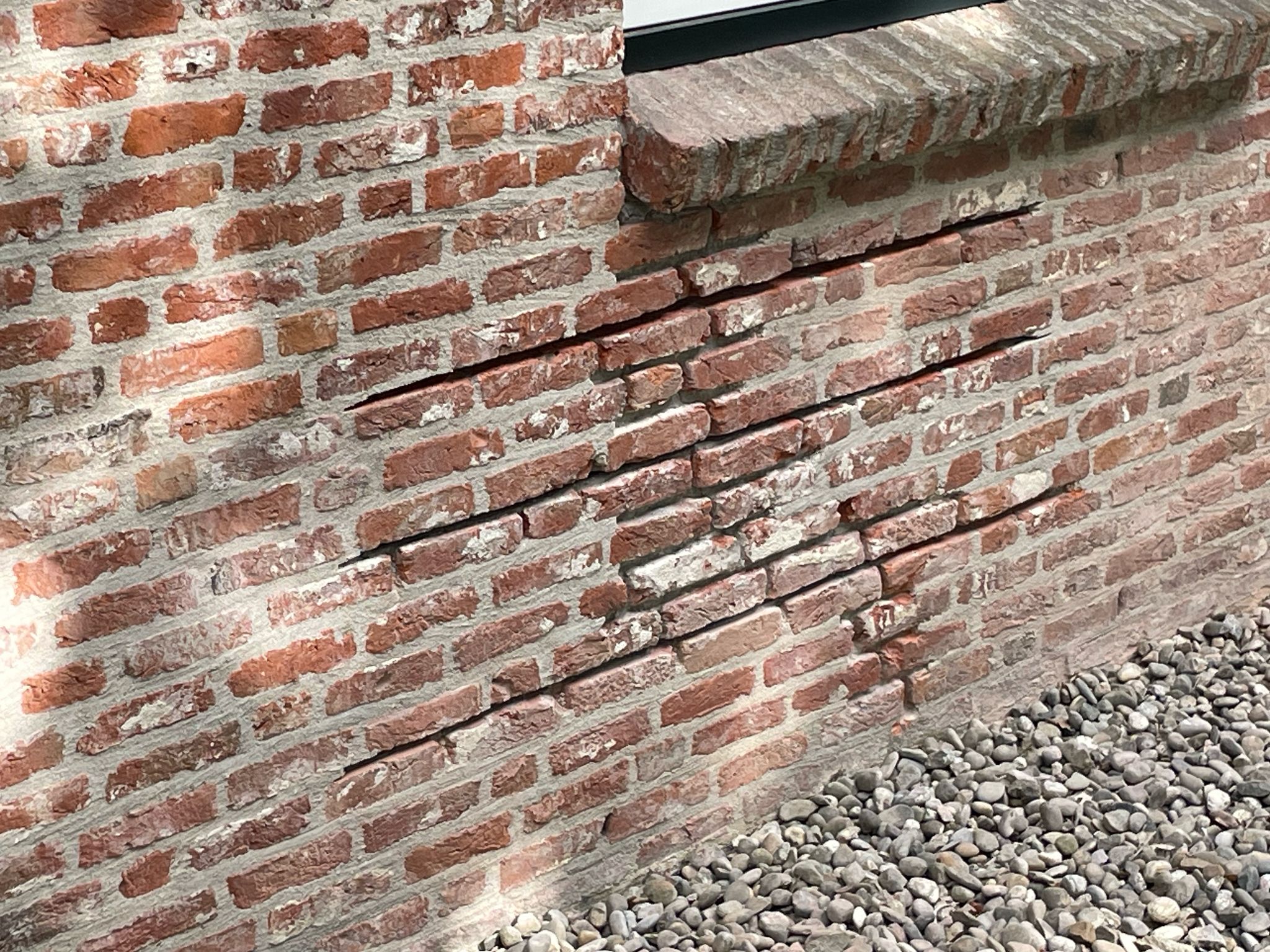 Scheurherstel en steenreparatie langgevelboerderij (Etten-Leur) * — afbeelding 6