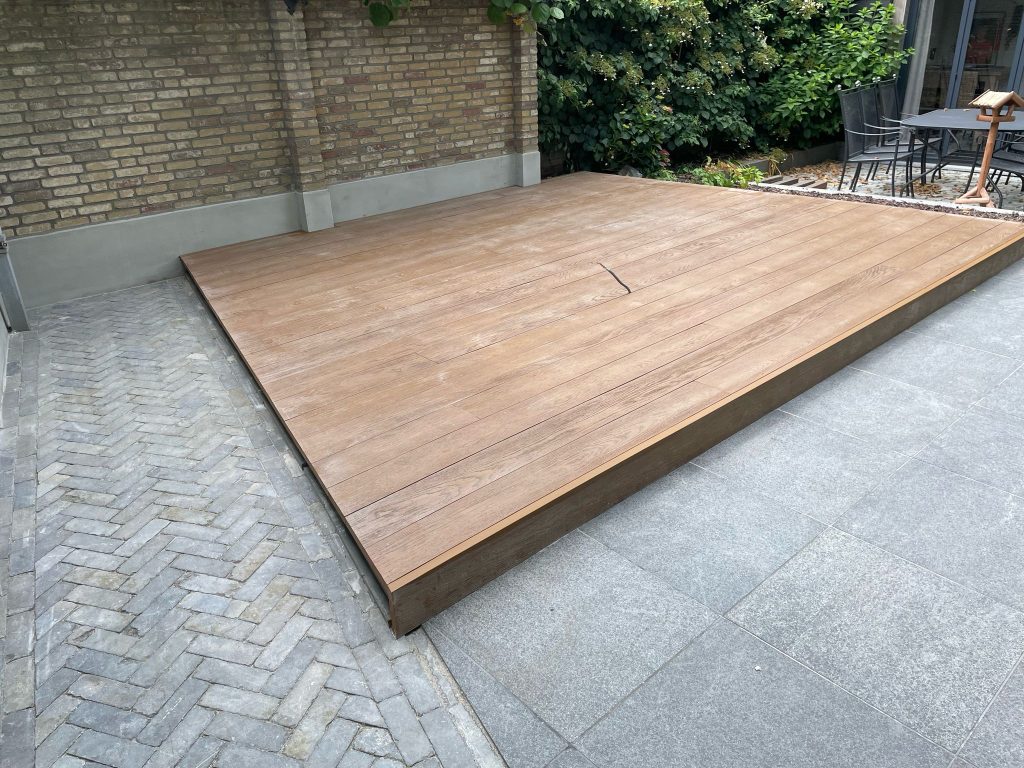 Millboard terras tbv jacuzzi (Den Hout)